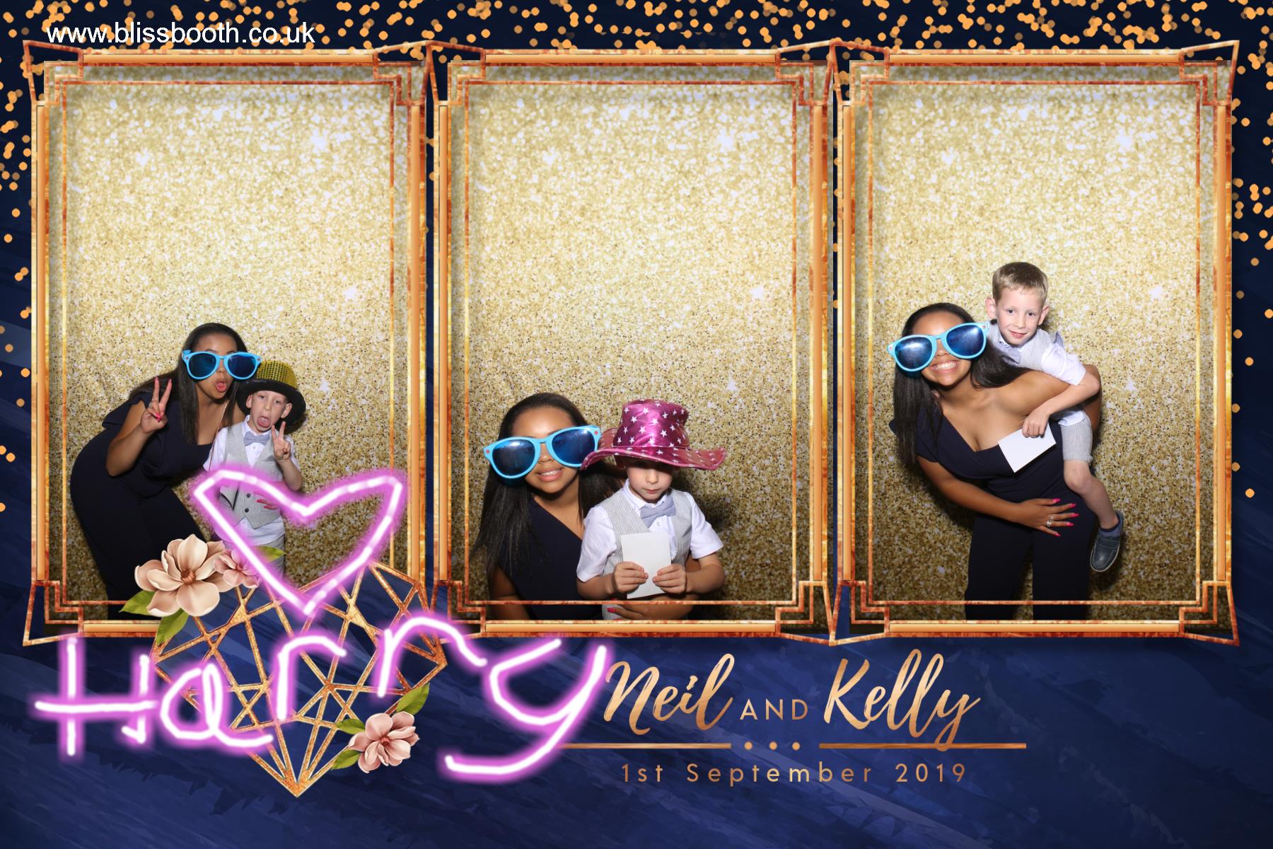 Neil and Kelly | View more photos from the event at gallery.blissbooth.co.uk/u/BlissBooth/Neil-and-Kelly